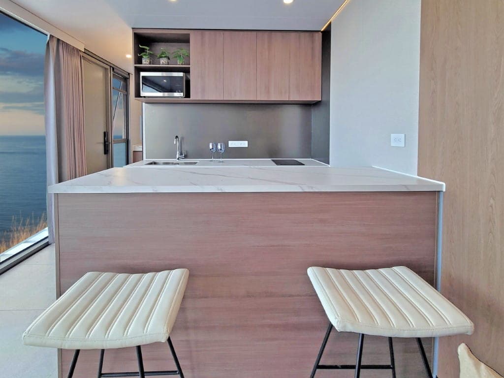 Apple Cabin kitchen