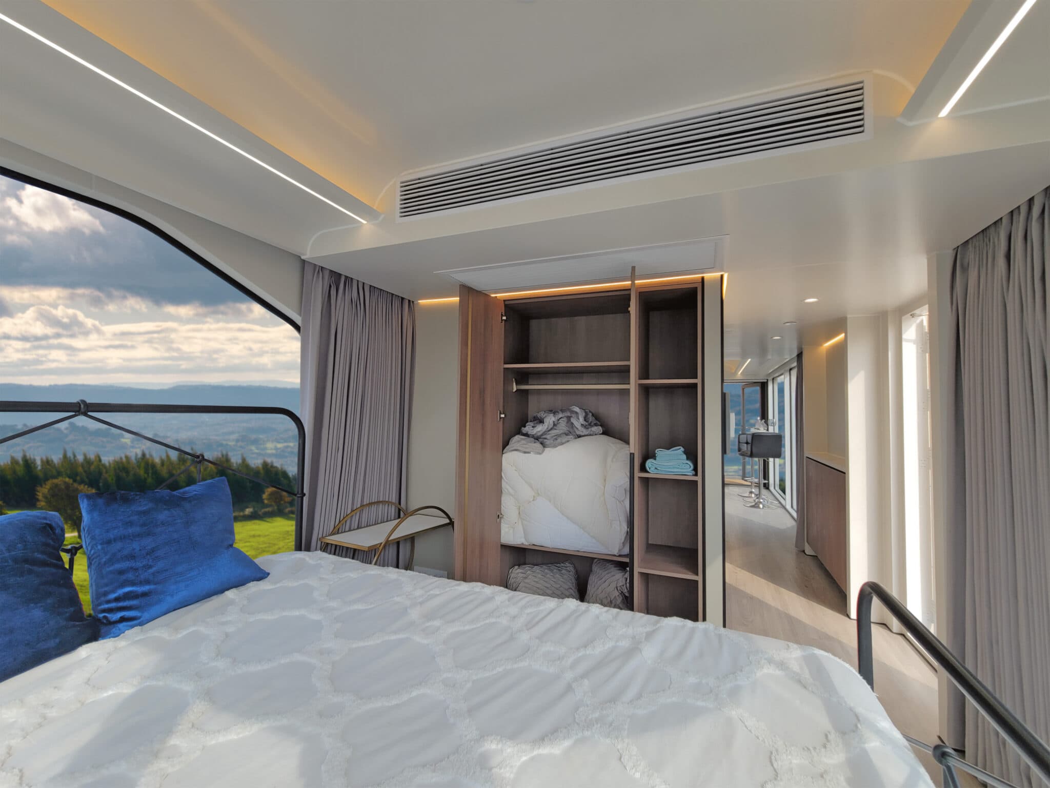 E9 bedroom